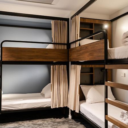 Haka House Christchurch Ngoại thất bức ảnh A capsule hotel in Tokyo
