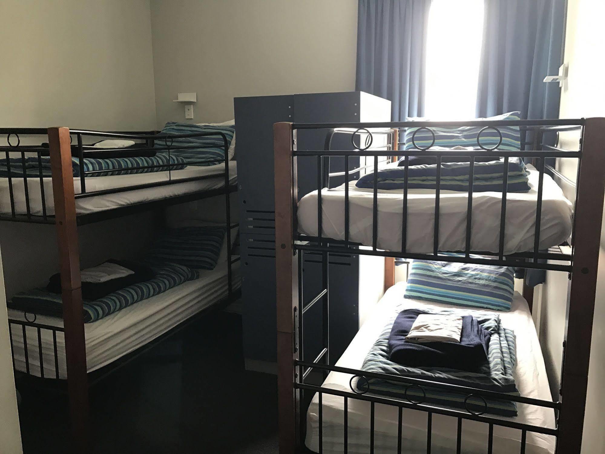 Haka House Christchurch Ngoại thất bức ảnh A room at a hostel in Australia
